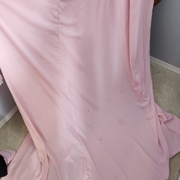 Beautiful  maternity photoshoot gown - Picture 5 of 10